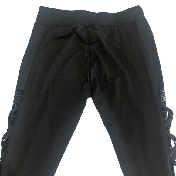 NWT Black Crisscross Mesh Leggings-Size L/XL - Picture 6 of 15